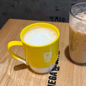 메가커피 사진 1