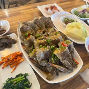 뜨락 대표 사진