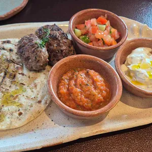 코스탈로 대표 사진