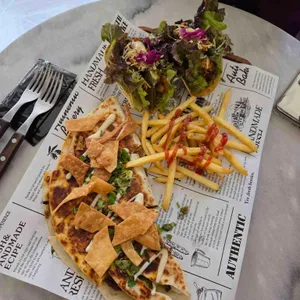 아담스타코 사진