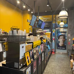 컴포즈커피 리뷰 사진