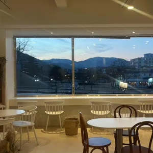 케이크한입 시그니쳐카페 대표 사진