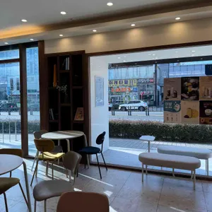 카페마일로 대표 사진