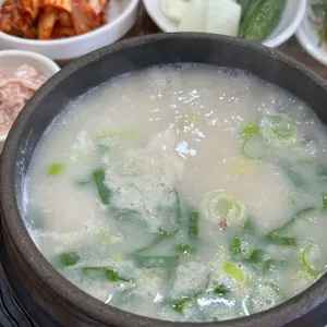 칠봉돼지국밥 사진 1