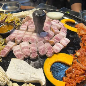 최군솥뚜껑삼겹살 사진