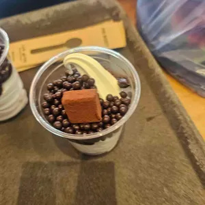 폴바셋 대표 사진