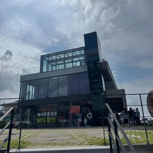 랜디스도넛 대표 사진