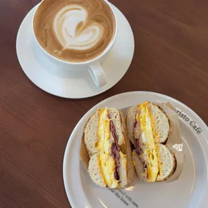 크리스토 사진 1