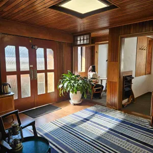 레퓨지앤드스트랭스 리뷰 사진