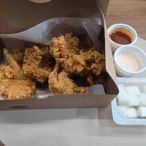 레드락치킨 사진 1