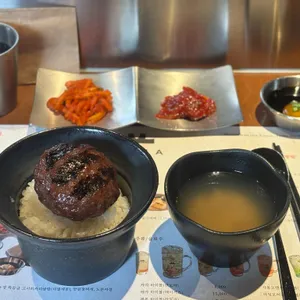 카마 사진