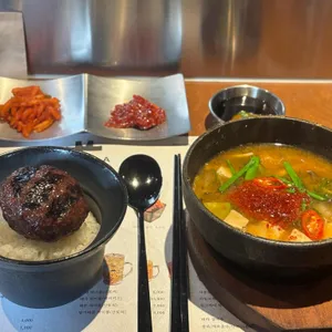 카마 사진