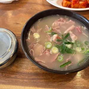 대명돼지국밥 사진 2