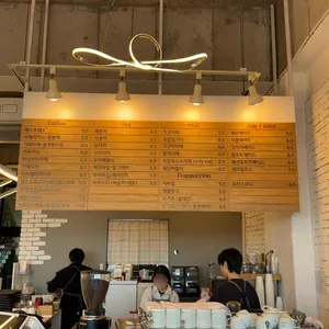 롱블랙 리뷰 사진