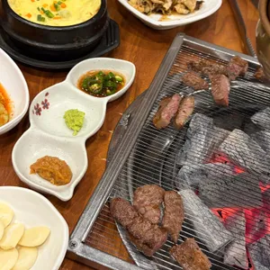 싹다한우참숯불구이 사진