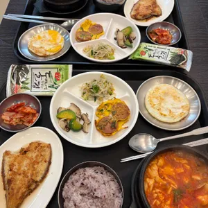 청개구리밥상 사진