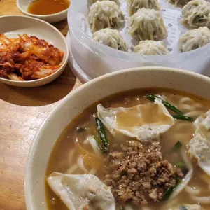 명동교자 사진 1