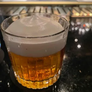 마크 다모르 대표 사진