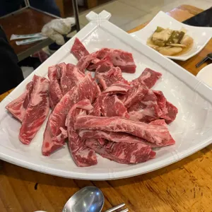 운봉숯불소갈비살전문점 사진 1