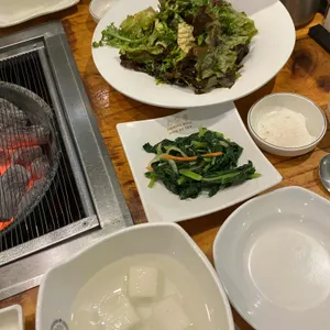 운봉숯불소갈비살전문점 대표 사진