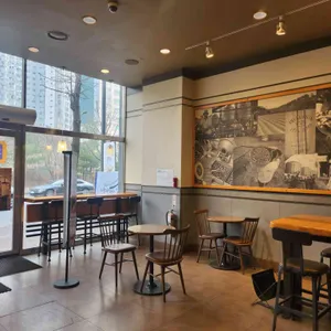 스타벅스 대표 사진