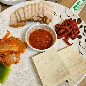 이천돌솥밥 대표 사진