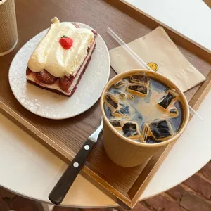 카페 아더맨 사진 1