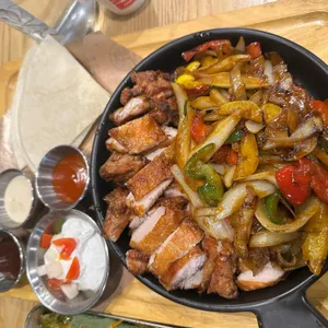 누구나홀딱반한닭 사진