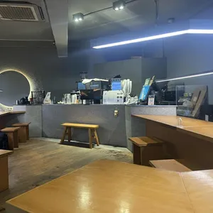 이월로스터스 리뷰 사진