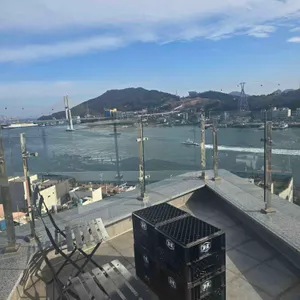 와이드 커피 스탠드 대표 사진