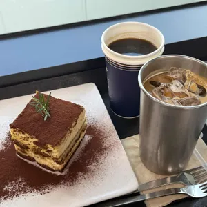 셀렉티드 닉스 사진