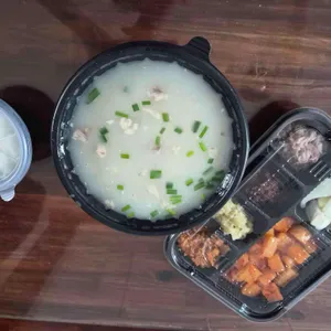 산더미 미성돼지국밥 사진