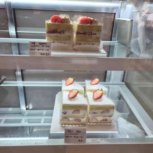 오로라 케이크하우스 리뷰 사진
