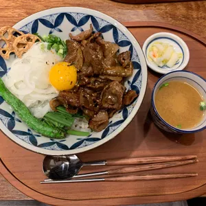 덮밥장사장 사진 1