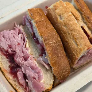 르쁠라드수르 대표 사진