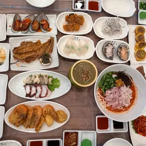 봉포머구리집 대표 사진