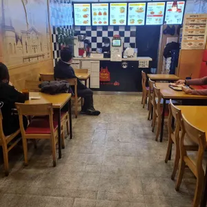 맘스터치 대표 사진