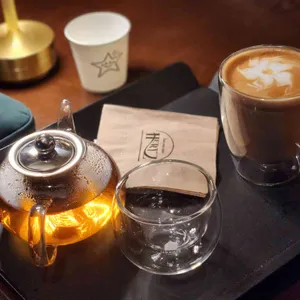 헤르츠 대표 사진