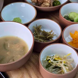 삼인행 리뷰 사진