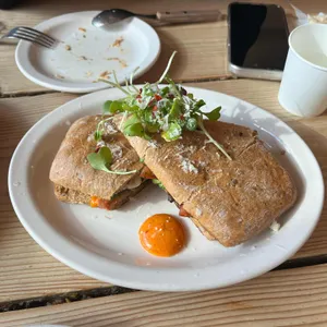 어텀브릿 대표 사진