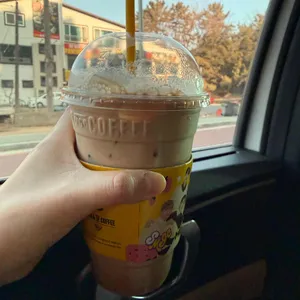 컴포즈커피 사진