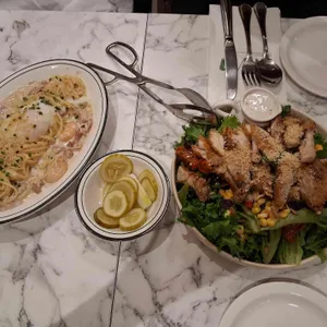 디어모먼츠 대표 사진