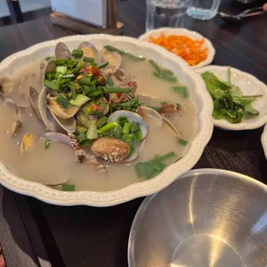 박호 대표 사진