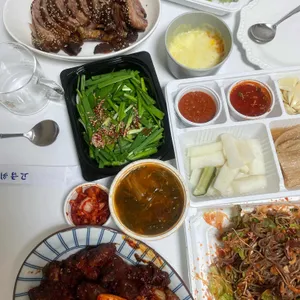 대흥왕족발 대표 사진