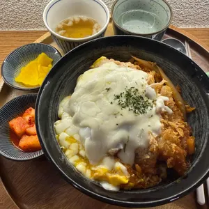 모구모구돈부리 사진