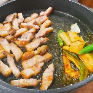 엄마네 삼겹살 사진 1