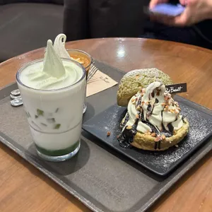 폴바셋 대표 사진