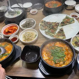 굴순두부 전문점 대표 사진