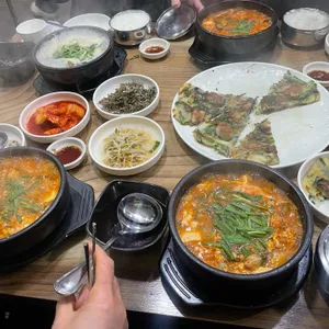 굴순두부 전문점 사진 1