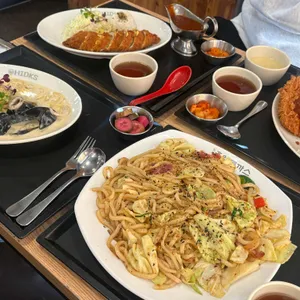 홍익돈까스 사진 1